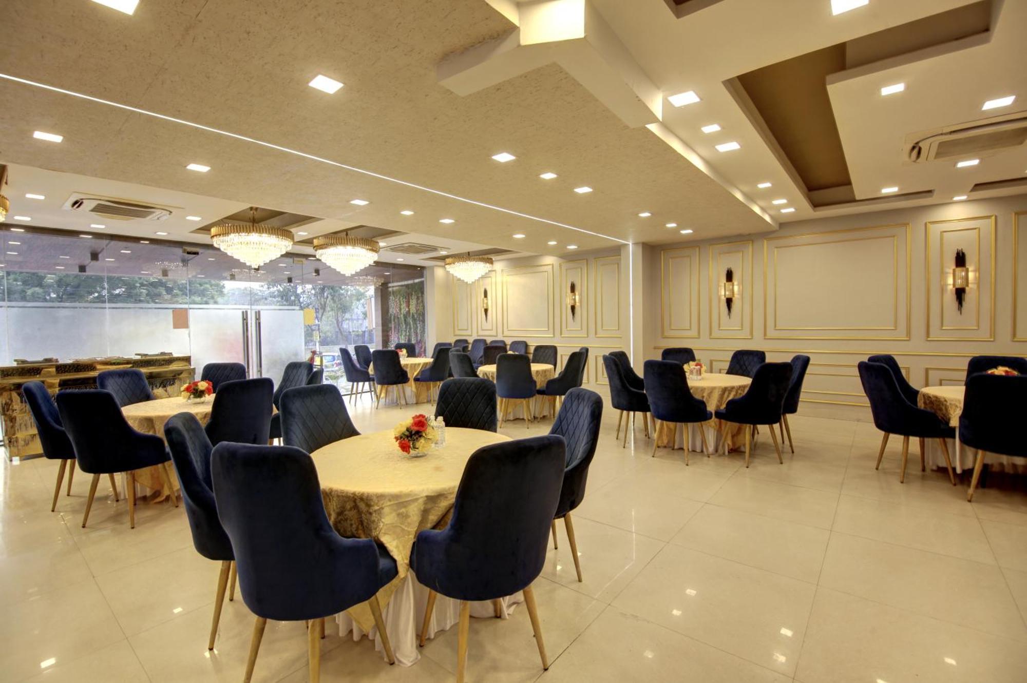 Southwest Inn - Boutique Hotel Delhi  Extérieur photo